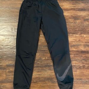 Boys Nike joggers  size Large